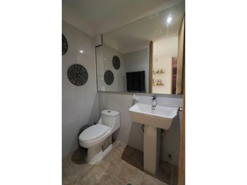 APARTAMENTO EN VENTA CON VISTA PANORMICA EN LOS CRISTALES C-VR