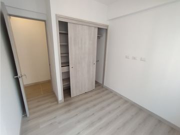 SE VENDE HERMOSO APARTAMENTO EN CIUDAD DEL RIO - MEDELLN