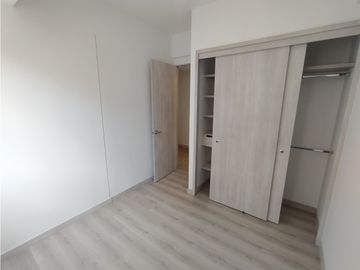 SE VENDE HERMOSO APARTAMENTO EN CIUDAD DEL RIO - MEDELLN