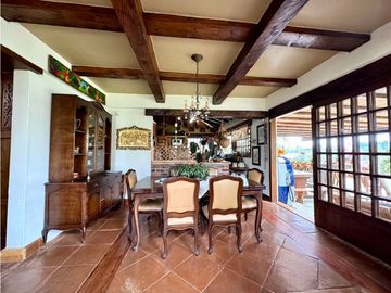 Vendo Casa Campestre Colonial en el Alto del Escobero