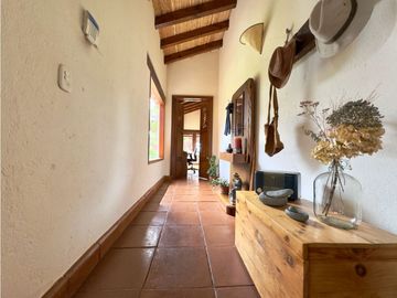 Vendo Casa Campestre Colonial en el Alto del Escobero