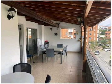 VENTA DE APARTAMENTO DUPLEX EN LAURELES, FLORIDA NUEVA.