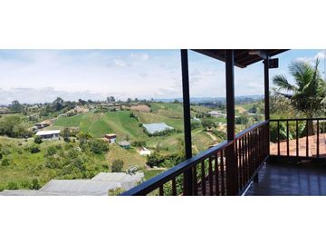 SE VENDE FINCA EN MARINILLA VEREDA ALTO DEL MERCADO