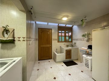 SE VENDE CASA CAMPESTRE CHIA