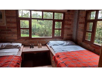 Vendo casa finca Rionegro via a la Ceja.