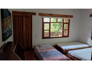 Vendo casa finca Rionegro via a la Ceja.