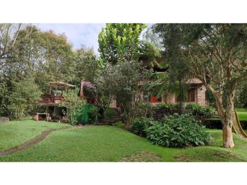 Vendo casa finca Rionegro via a la Ceja.