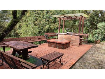 Vendo casa finca Rionegro via a la Ceja.