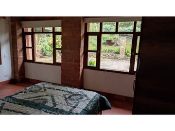Vendo casa finca Rionegro via a la Ceja.