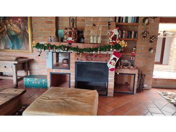 Vendo casa finca Rionegro via a la Ceja.