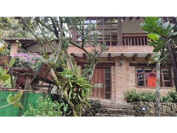Vendo casa finca Rionegro via a la Ceja.