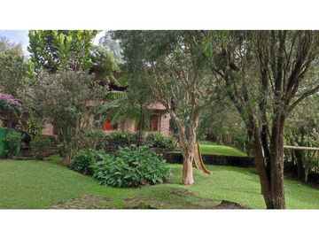 Vendo casa finca Rionegro via a la Ceja.
