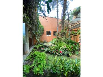 Casa en conjunto en venta, barrio Palermo, Manizales