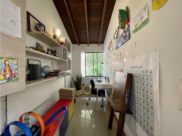CASA EN LA LOMA DEL CHOCHO