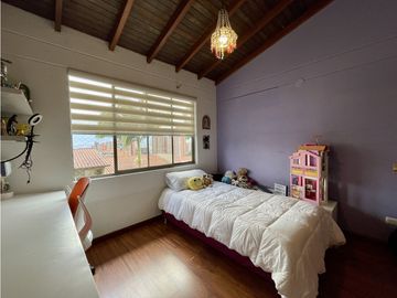 CASA EN LA LOMA DEL CHOCHO