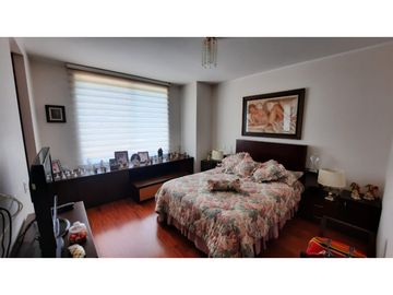 Venta apartamento con amplios espacios y TERRAZA cerca a Oviedo.