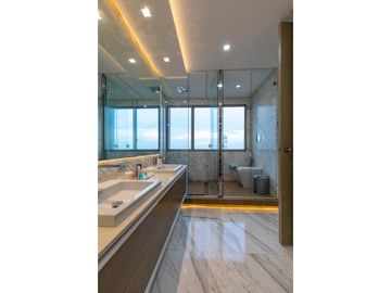 Se vende apartamento de lujo en en golf