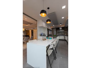 Se vende apartamento de lujo en en golf