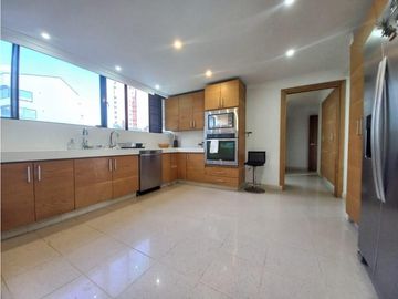 Venta casa en el Poblado