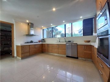 Venta casa en el Poblado