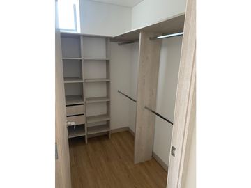 Apartamento en Venta en Envigado Loma de los Mesa