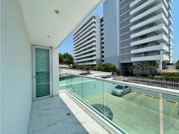 Venta Casa de 3 niveles Town House en Crespo Cartagena