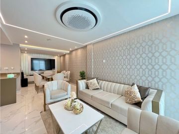 Venta Casa de 3 niveles Town House en Crespo Cartagena