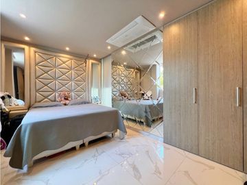 Venta Casa de 3 niveles Town House en Crespo Cartagena