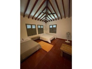 Venta de finca en Venecia Antioquia. Via Bolombolo.