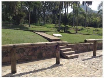 Venta de finca en Venecia Antioquia. Via Bolombolo.
