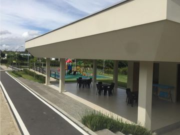 VENTA HERMOSA CASA CAMPESTRE EN EL TIGRE CERRITOS PEREIRA