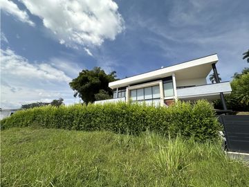 Se Vende Espectacular Casa Campestre De Lujo Pueblo Tapao