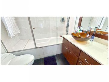 CASA CON LOTE INDEPENDIENTE EN VENTA EN BENECTINOS ENVIGADO