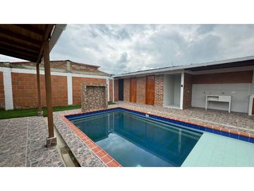 Casa campestre nueva con piscina en venta Santa Elena El Cerrito Valle