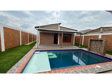 Casa campestre nueva con piscina en venta Santa Elena El Cerrito Valle