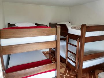 ¡Se arrienda Casa Finca, Via Altagracia!