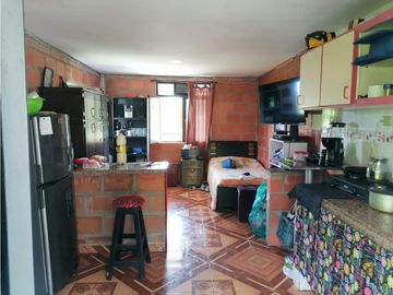 ¡Se arrienda Casa Finca, Via Altagracia!
