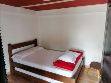 ¡Se arrienda Casa Finca, Via Altagracia!