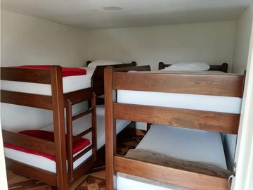 ¡Se arrienda Casa Finca, Via Altagracia!