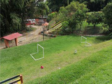 ¡Se arrienda Casa Finca, Via Altagracia!