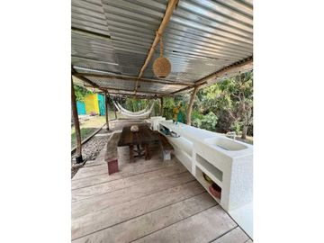 Se vende Finca en La Mesa, sector San Joaquín