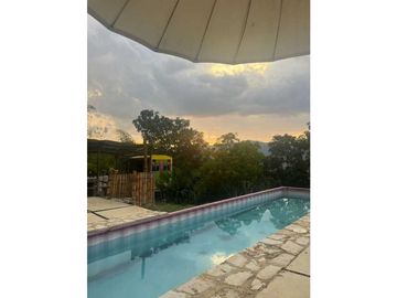Se vende Finca en La Mesa, sector San Joaquín