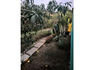 Se vende Finca en La Mesa, sector San Joaquín