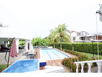 Venta de casa en El Carmen de Apicala, Tolima