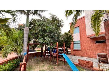 Villa Campestre - Casa en Venta. Vía a Puerto Colombia