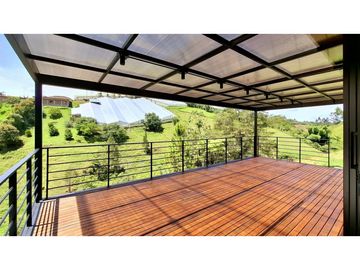 vendo casa finca Marinilla Antioquia sector la Esperanza 3.530 m2