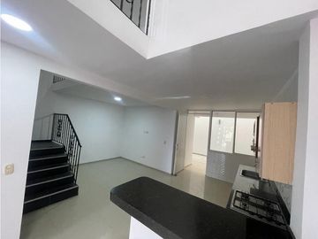 Casa de dos pisos más terraza en venta Barrio Las Américas Palmira