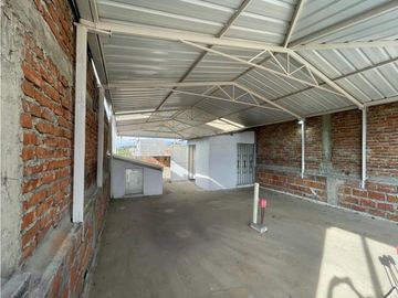 Casa de dos pisos más terraza en venta Barrio Las Américas Palmira