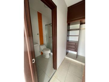 Casa de dos pisos más terraza en venta Barrio Las Américas Palmira