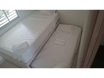 arriendo apto ricaurte renta corta